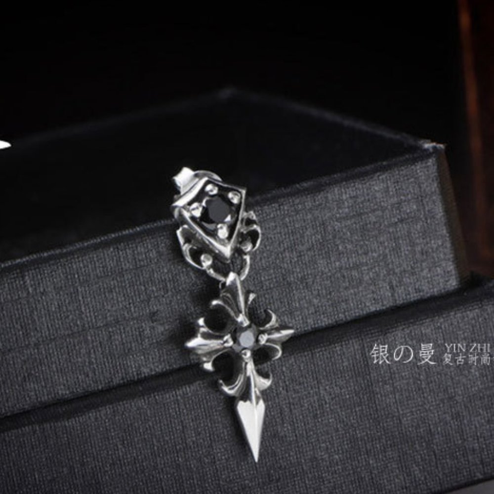 💙Unique Cross Style Stud Earring